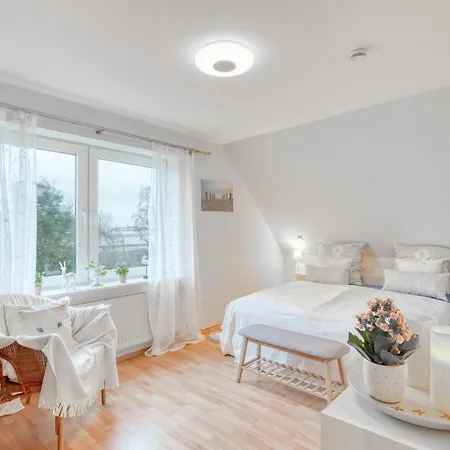 Awesome In Hoehndorf With Wifi Apartment Hohndorf (Plon)