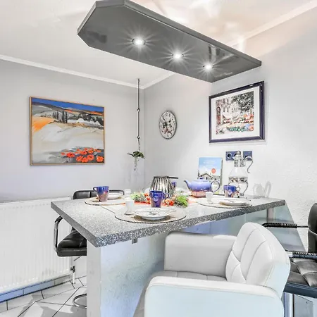 Awesome In Hoehndorf With Wifi Apartment