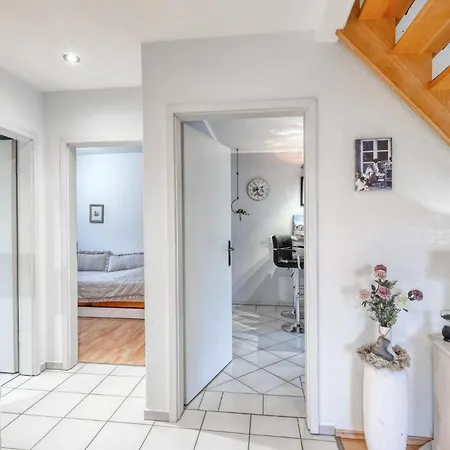 Amazing In Hoehndorf With Wifi * Hohndorf (Plon)